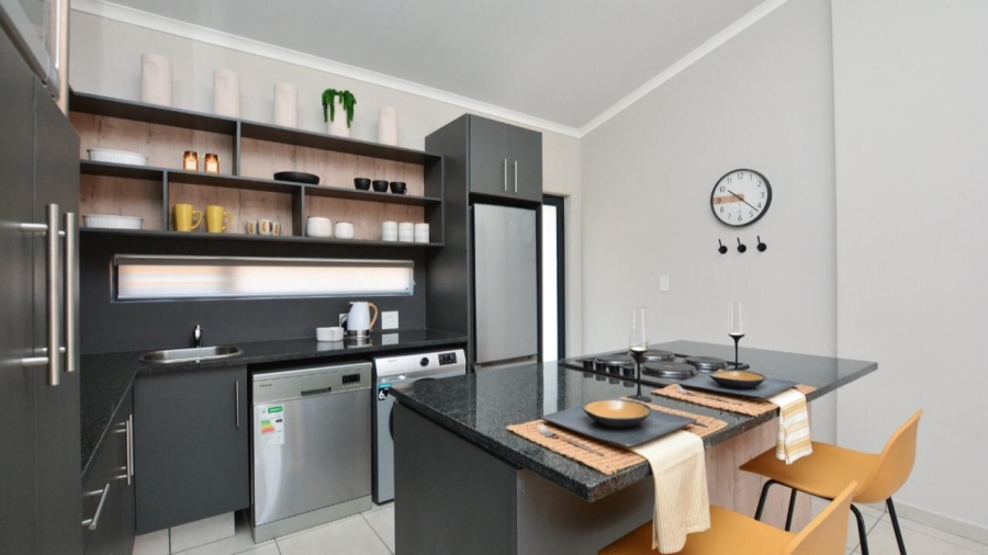 To Let 2 Bedroom Property for Rent in Van Der Hoff Park North West